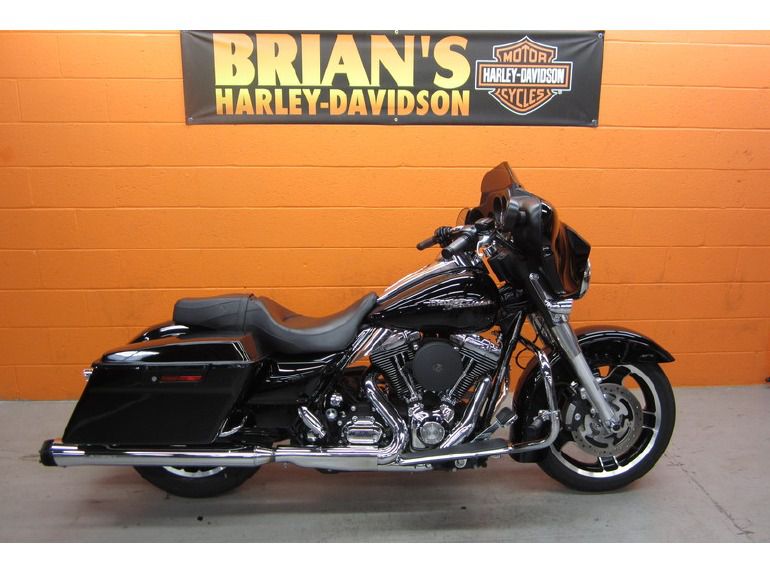 2010 Harley-Davidson FLHX - Street Glide 