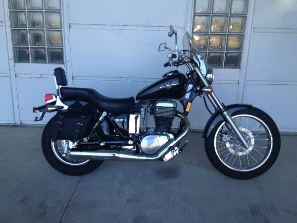 Used 2006 Suzuki Boulevard S40 for sale.