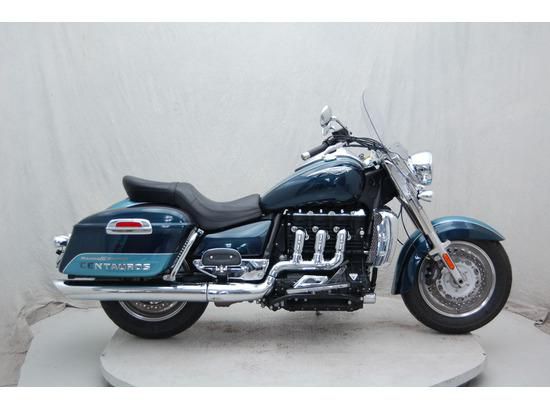 2009 Triumph Rocket III Touring III CLASSIC Touring 