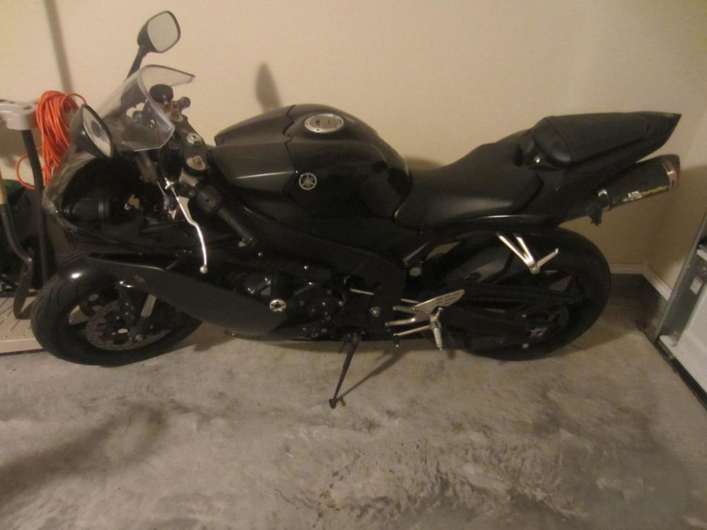 2008 Yamaha Yzf-R1 Sportbike 