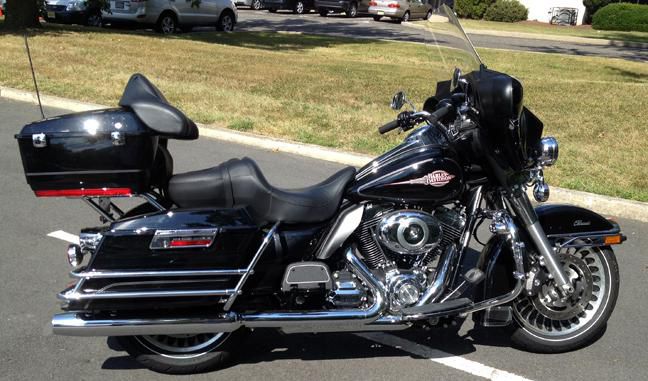 2010 HARLEY DAVIDSON FLHTC ONLY 500 MILES!!!!!