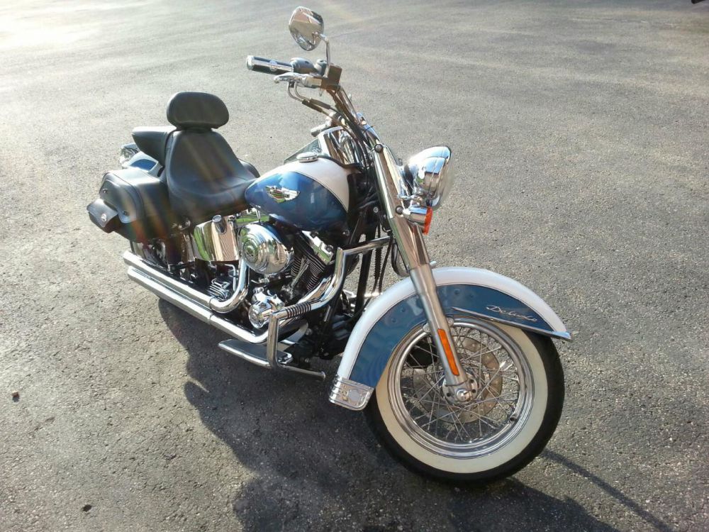 2005 Harley-Davidson Softail DELUXE Cruiser 