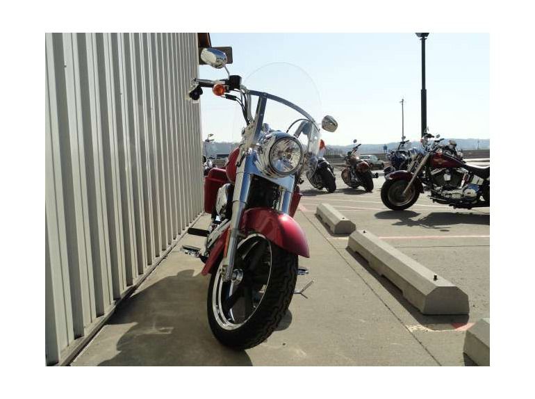 2013 Harley-Davidson FLD Dyna Switchback , $14,995, image 4