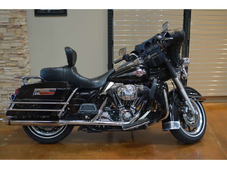 2006 Harley-Davidson FLHTCUI Ultra Classic Electra Glide 