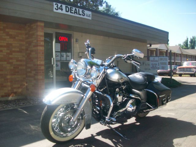 Used 2003 Harley Davidson Road King for sale.