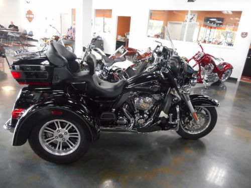 2013 Harley-Davidson FLHTCUTG - Tri Glide Ultra Classic