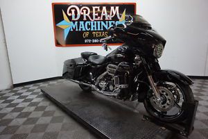 2016 Harley-Davidson Touring 2016 FLHXSE Screamin' Eagle Street Glide CVO 110