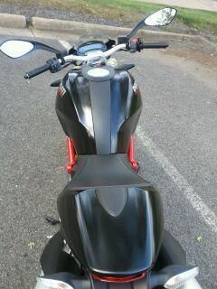 Ducati monster 796 abs