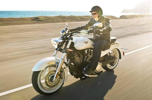 2013 Victory Boardwalk - Pearl White Cruiser 