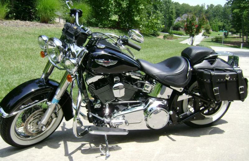 2011 harley davidson softail flstn cruiser 4400 mi. black/chrome