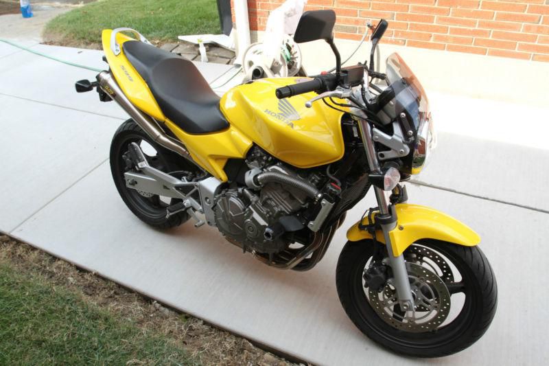 2004 honda 599 (cb600f4) hornet yellow motorcycle 600cc naked sport bike