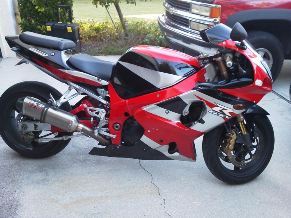 2002 suzuki gsx-r 1000 sportbike 