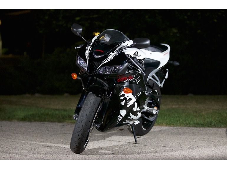 2010 Honda CBR 600RR, CBR, CBR1000, CBR 600 LEYLA EDITION 