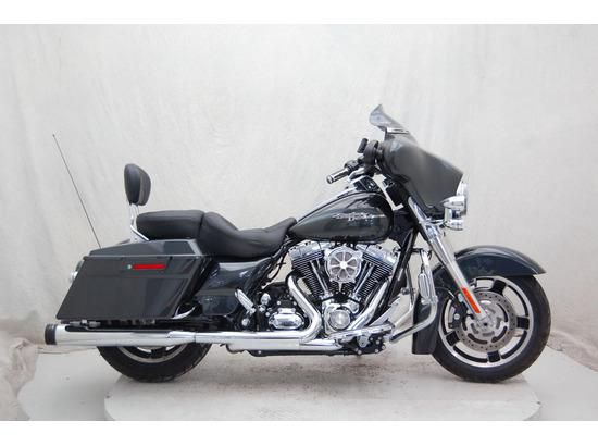 2009 Harley-Davidson FLHX Touring 