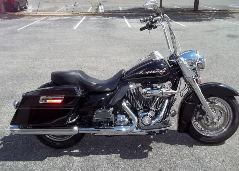 2009 HARLEY DAVIDSON FLHR LOADED OUT WITH EXTRAS ABS BRAKES AND MORE