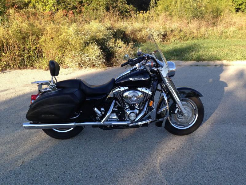2006 Road King Custom LOADED UP!! LOW MILES! PRISTINE! NONE NICER! CHEAP! CHEAP!