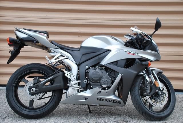 2008 honda cbr600rr  cruiser 