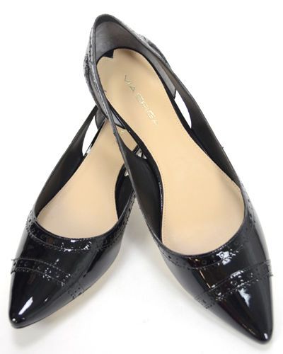 RETAIL $198 Via Spiga Women&#039;s Black Desperado Patent Low Heel Pumps Size 8.5M
