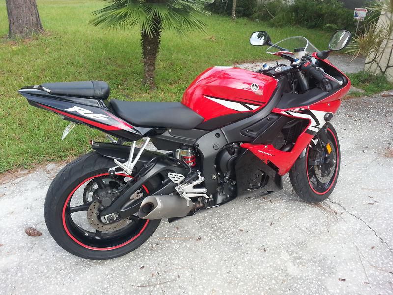 2004 Yamaha YZF-R6 600cc streetbike 04' R6