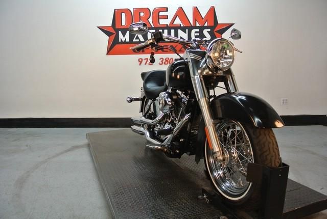 2008 Harley-Davidson Softail Deluxe FLSTN Cruiser 