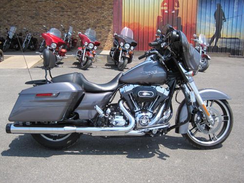 2014 harley-davidson flhxs