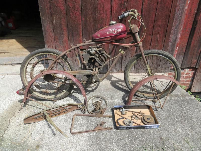 Original 1950's? Whizzer Pacemaker Motorbike