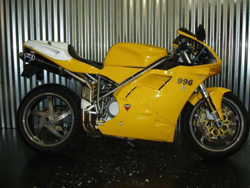 2001 Ducati 996 Sportbike 