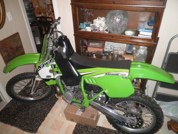 1997 Kawasaki 500/Kz500 Motorcyle/Racing Dirt Bike U Must See!!**