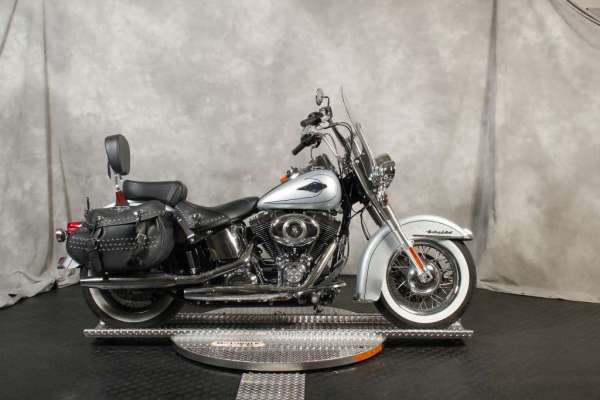 2011 harley-davidson flstc heritage softail classic