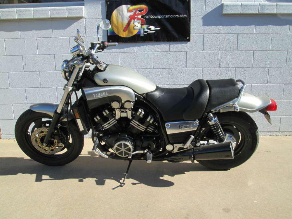 1997 Yamaha VMX12J Standard 