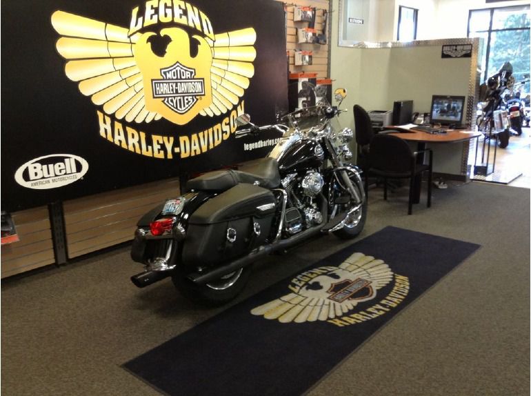 2010 Harley-Davidson FLHRC Road King Classic , $17,995, image 3