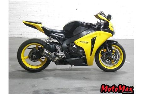 2008 honda cbr 1000rr  sportbike 