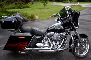 2009 Harley Davidson FLHX Street Glide Touring Vivid Black Custom Bagger