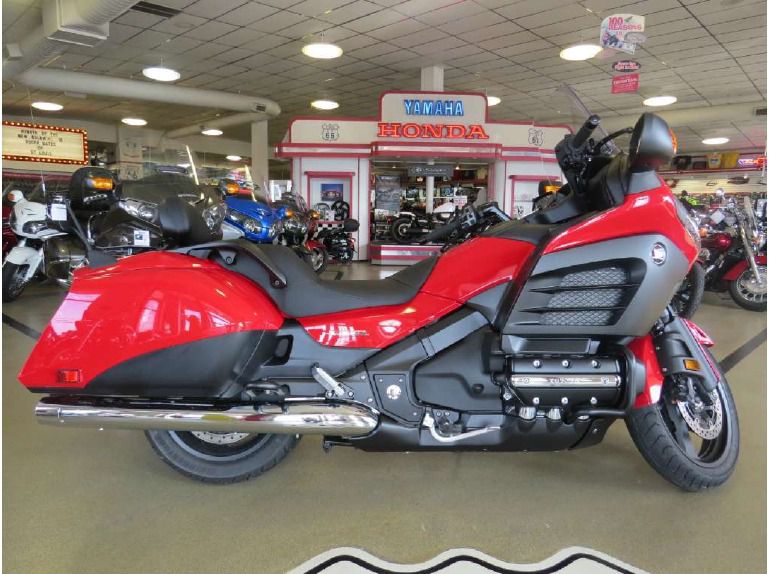 2013 honda gold wing f6b 