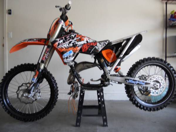 PARTING OUT OR SELLING AS IS 2007 ktm sx125********