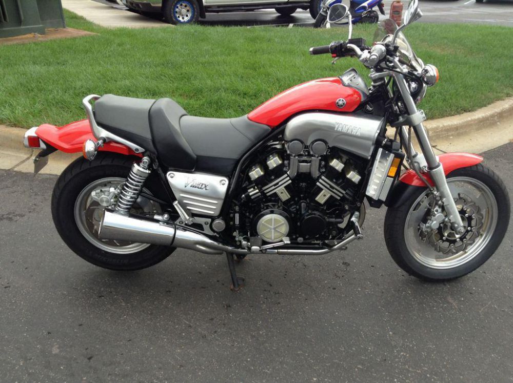 1995 Yamaha VMAX 1200 Cruiser 