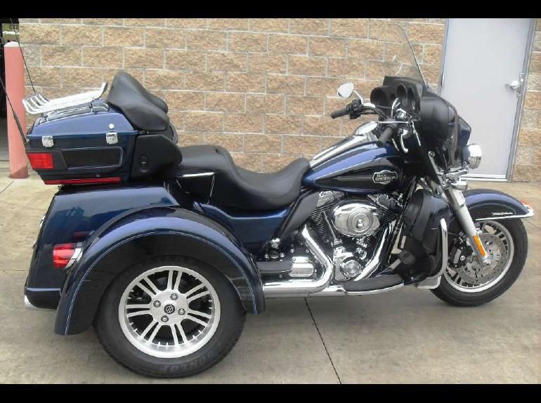 2012 harley-davidson flhtcutg tri glide ultra classic  trike 