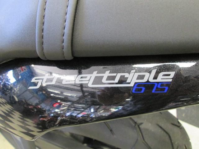 2013 Triumph Street Triple Standard , US $0.00, image 17