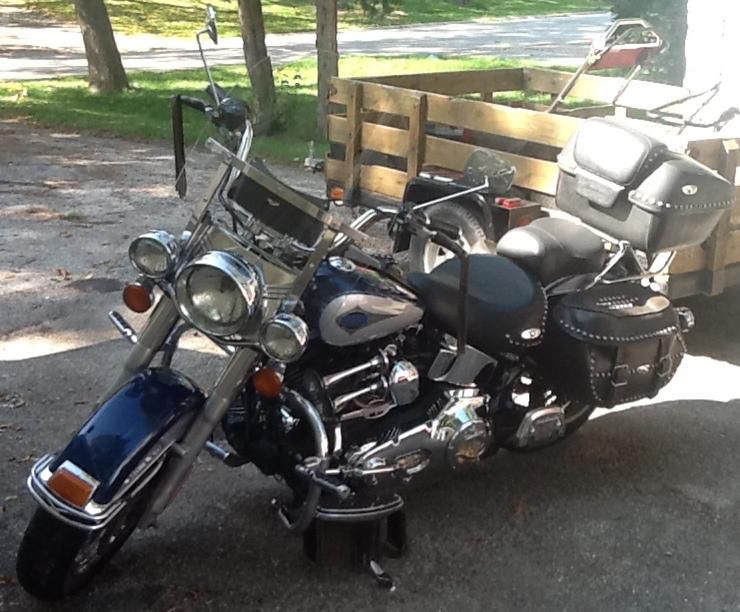 2000 harley davidson soft tail classic, clean bike w/ $5k in upgrades.a must see