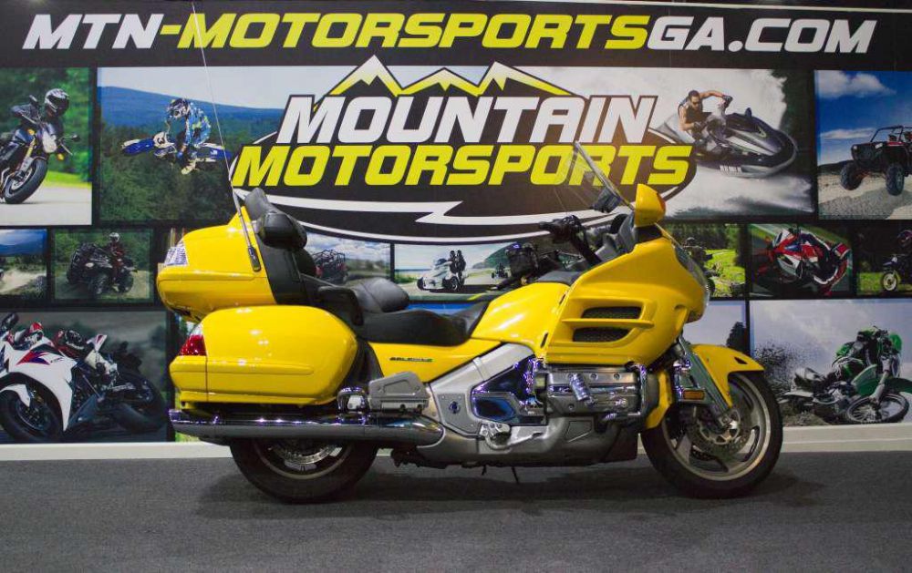 2010 honda gold wing abs (gl18hpnam)  touring 