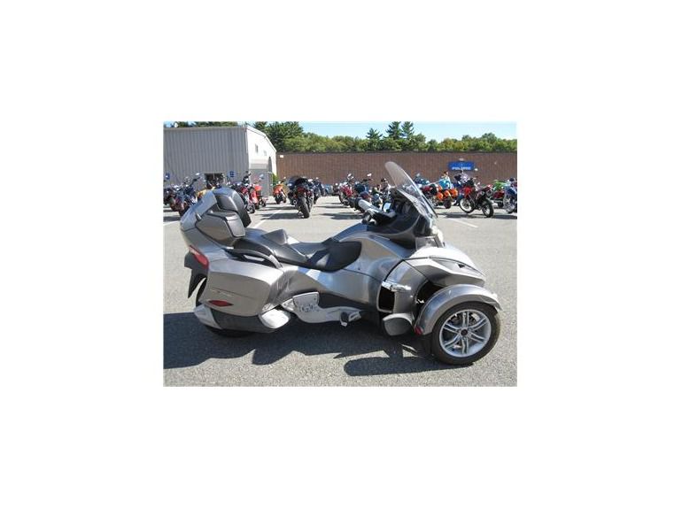 2011 Can-Am Spyder RT SE5 