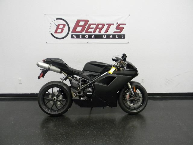 2013 ducati 848 evo  sportbike 