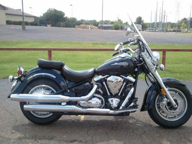 2007 yamaha road star midnight  sport touring 