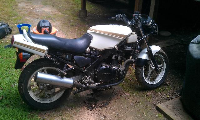 1989 kawasaki ex500 have a valid title and will provide a bill of sale