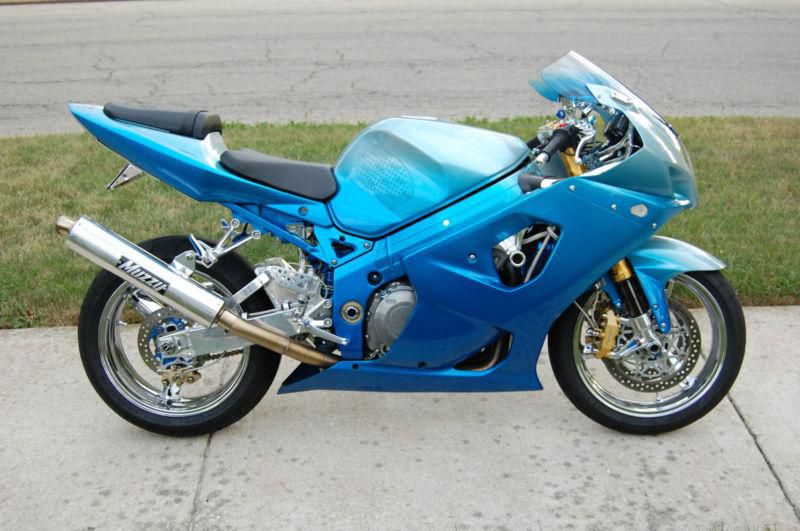 2004 suzuki gsx-r 1000 w/ extras - custom paint and chrome - must see!