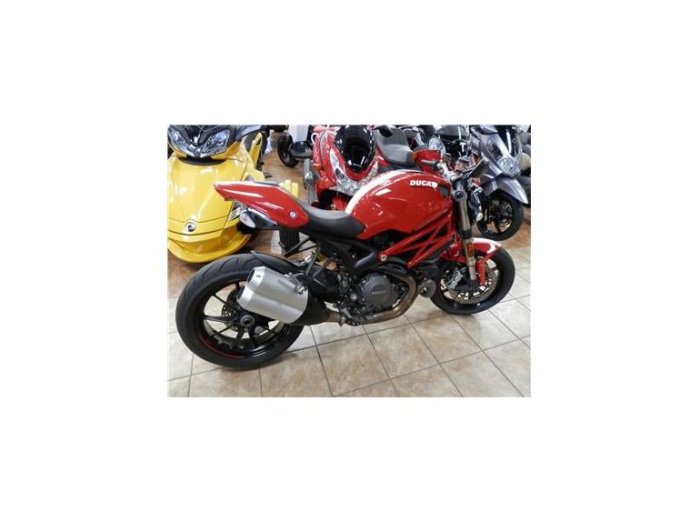 2012 Ducati MONSTER 1100 EVO 