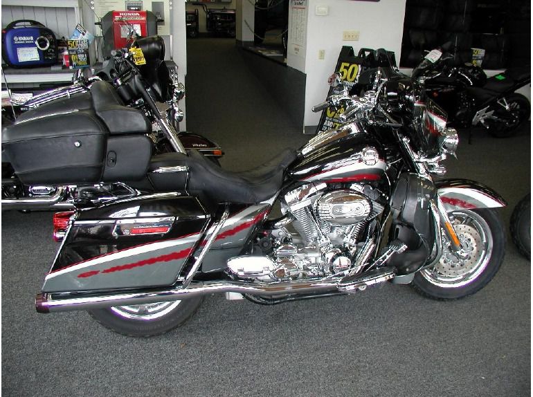 2006 Harley-Davidson FLHTCUSE Screamin' Eagle Ultra Classic , $17,999, image 1