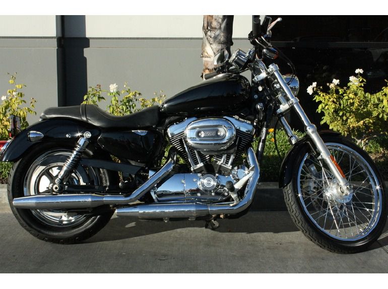 2009 Harley-Davidson XL1200C - Sportster 1200 Custom 