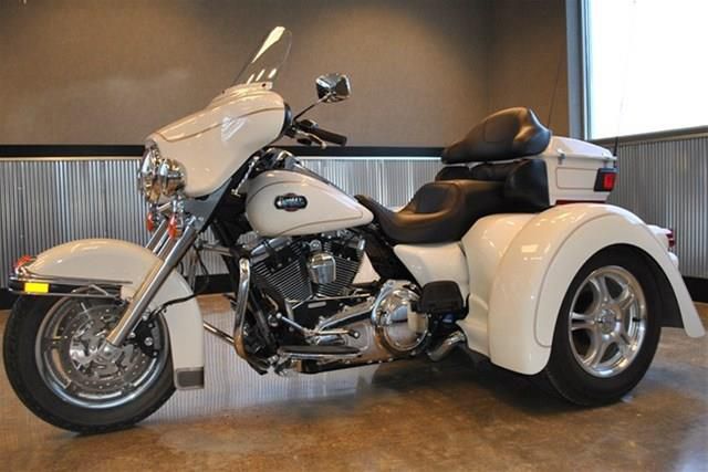 Used 2012 Harley Davidson Flhtp for sale.