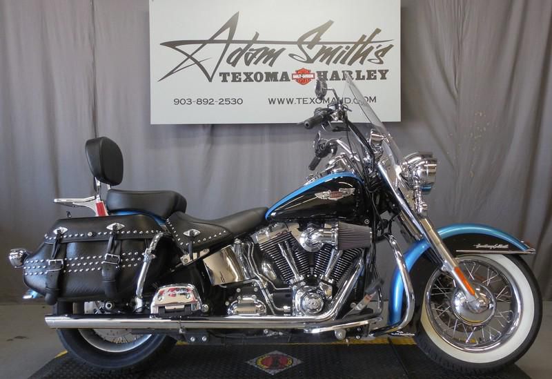 2011 Harley-Davidson FLSTC - Heritage Softail Classic Cruiser 